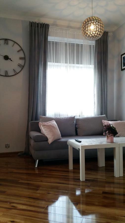 Royals Flower Apartments III Краков Экстерьер фото
